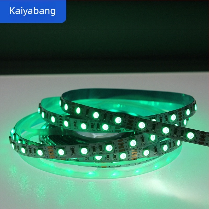Raktáron 12V RGB LED szalag, 5050 LED-ek, rugalmas, lila fény, 60 LED/m