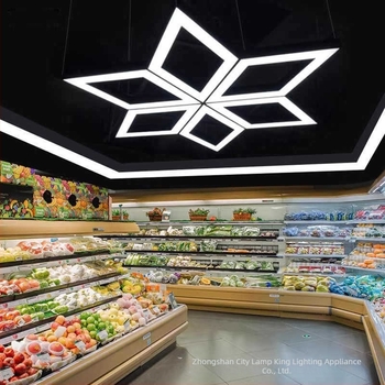 Ipari stílusú, diamant alakú függőlámpa kovácsoltvasból, irodák, tárgyalók, edzőtermek, bevásárlóközpontok és szupermarketek számára