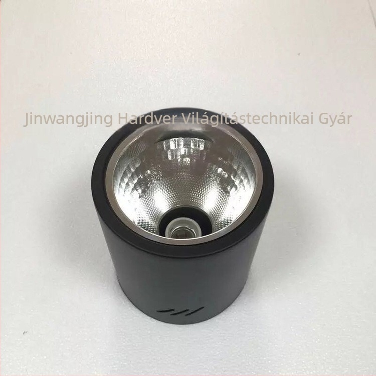 Hagyományos felületre szerelt LED downlight E27 es foglalattal — méretek 3,5in, 4in, 5in, 6in, 8in; fúrás nélkül; függőkábel