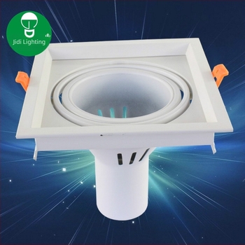 Nagy teljesítményű négyzet alakú LED-downlight fehér házzal és PAR30 lámpatartóval