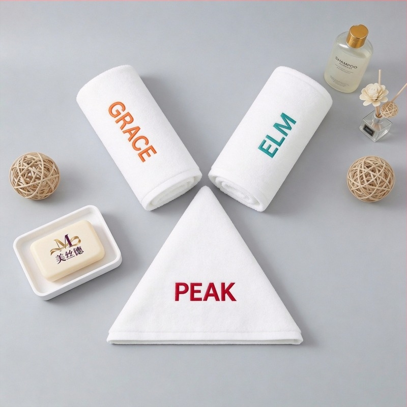 Pamut szállodai törölközők hímzéssel, lágy mikroszálas törölközők thai stílusban