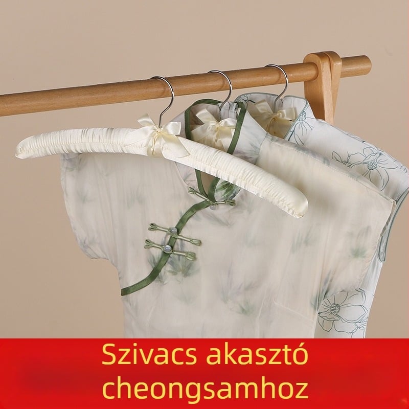 Textil borítású ruhafogas puha szivaccsal, deformáció elleni és csúszásmentes
