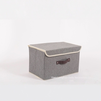 Fedéllel ellátott lenvászon tároló doboz, egyszerű, modern dizájn otthonra és diákszobába; kapacitás 5-10 L; méretek 38x24x24 cm és 26x20x16 cm