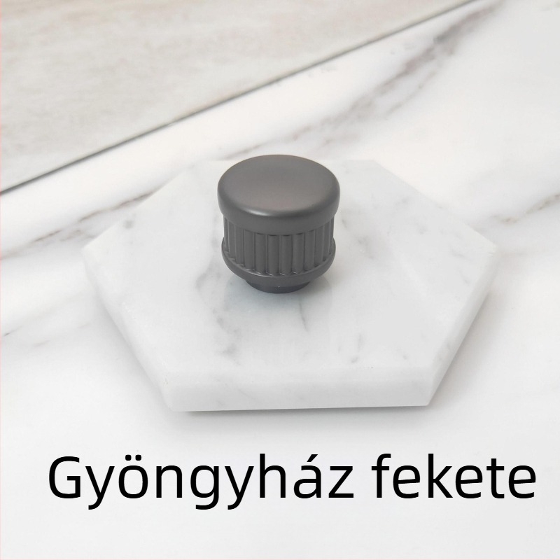 Arany gardróbajtó fogantyú, modern minimalista stílus, visszafogott luxus, bútorhardver, skandináv dizájn, rögzítés egyetlen lyukon