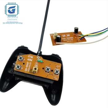 Négycsatornás áramkörös PCB távirányítós játékautóhoz — alaplap modul elektronikus chippel
