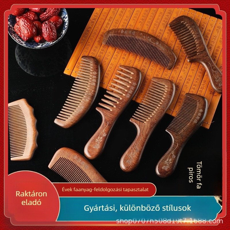 Szantálfa hajkefe széles és finom fogakkal, gravírozott felirattal