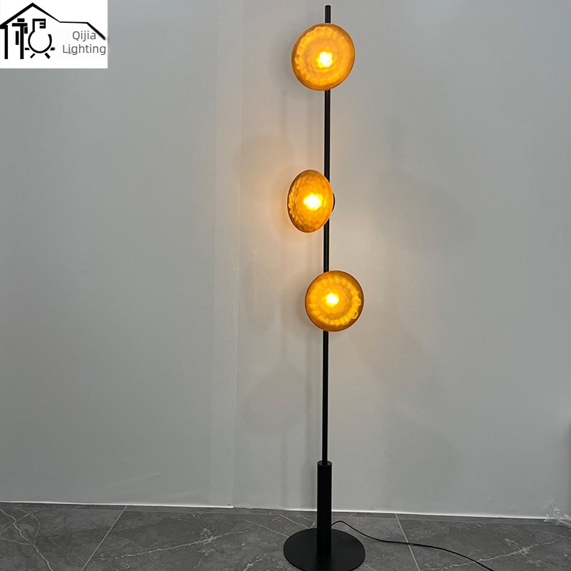 LD-019 háromfejű állólámpa, vas test, LED, 220V – modern nappali dekor