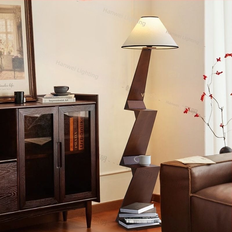 Vintage skandináv padlólámpa tömör fából, többszintű tárolóval, modern minimalist dizájn, nappaliba, dolgozószobába vagy hálószobába