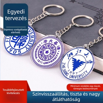 Akril kulcstartó egyetemi címert ábrázolva, ballagási emléktárgy