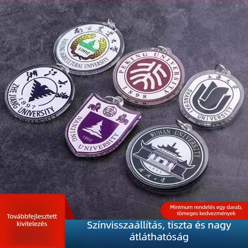 Akril kulcstartó egyetemi címert ábrázolva, ballagási emléktárgy