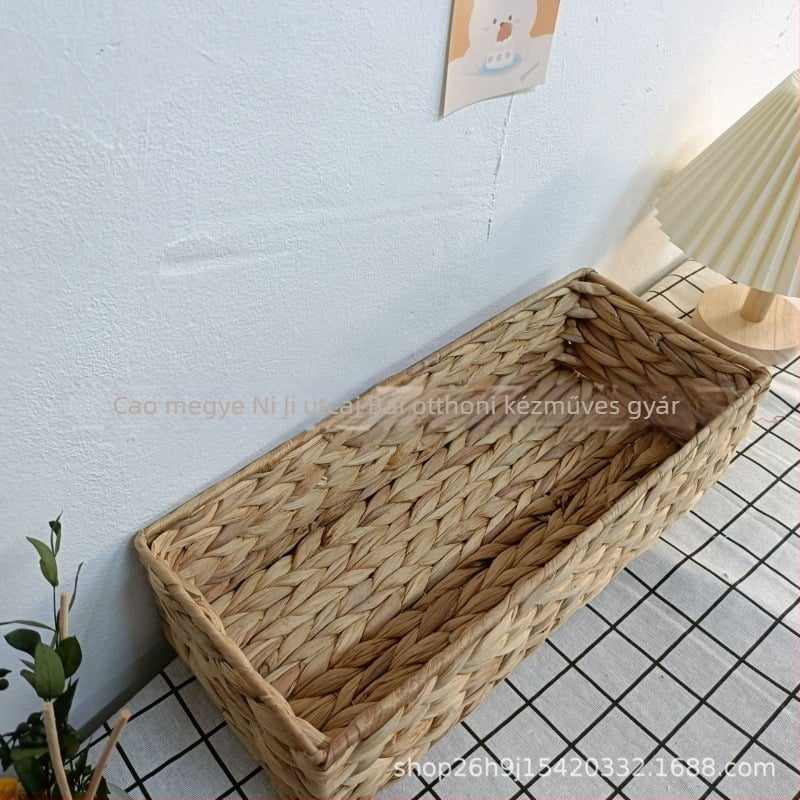 Rattan fonott tároló kosár az asztalhoz — kozmetikumok, kulcsok, játékok és egyéb tárgyak