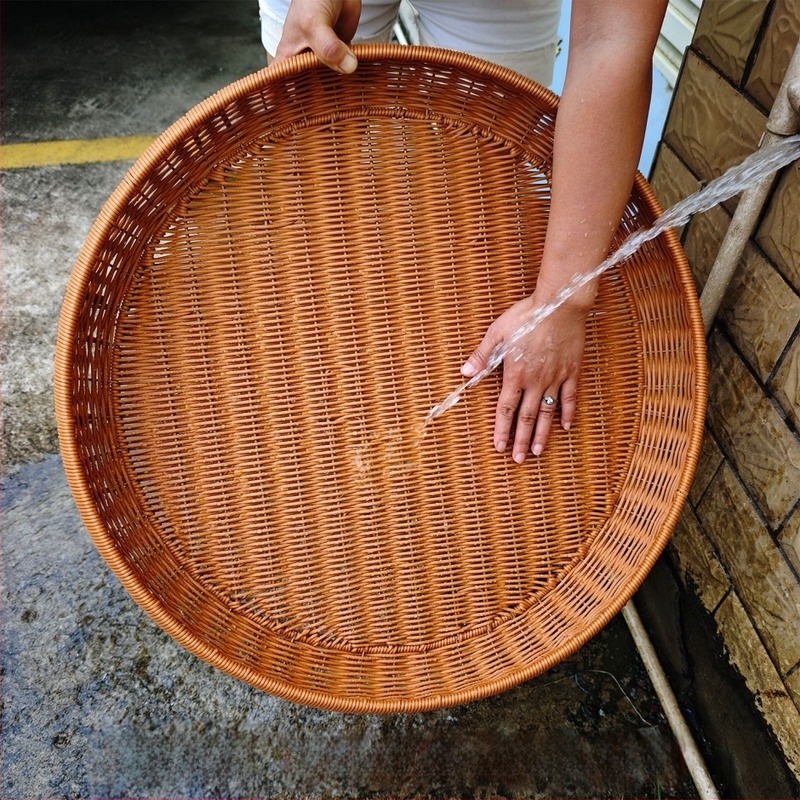 Kézzel szőtt kör alakú szárítókosár imitált rattan bevonattal – sokoldalú tároló tál kenyér, gőzölt zsemle, paprika és szárított termékek számára