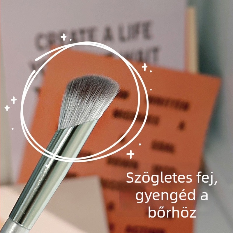 HERORANGE Puha szálú korrektor ecset ferde fejjel, kerek végű a pattanások és a szem alatti sötét karikák fedésére; nem szívja fel a púdert