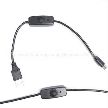Raspberry Pi 4B tápegység kapcsolóval és USB‑A– USB‑C adapterkábellel LED-es jelzőfénnyel