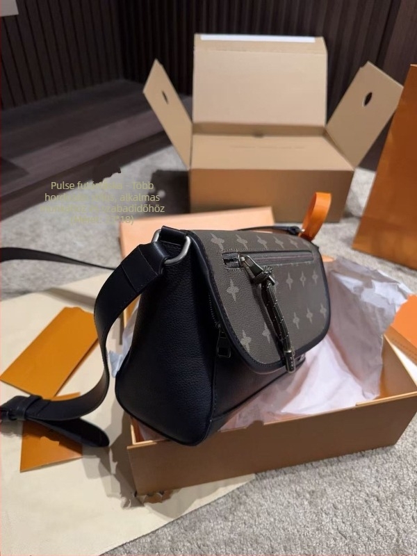 Férfiaknak szóló bőr crossbody táska nagy kapacitással, utazáshoz