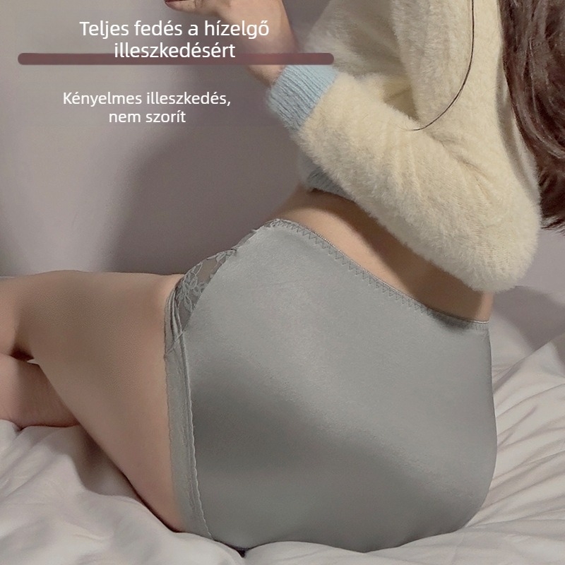 Női szatén csipkés bugyi, lélegző, középmagas derék, virágos mintázat, fő anyag nylon, ágyék részen Mulberry selyem bélés, plusz méret