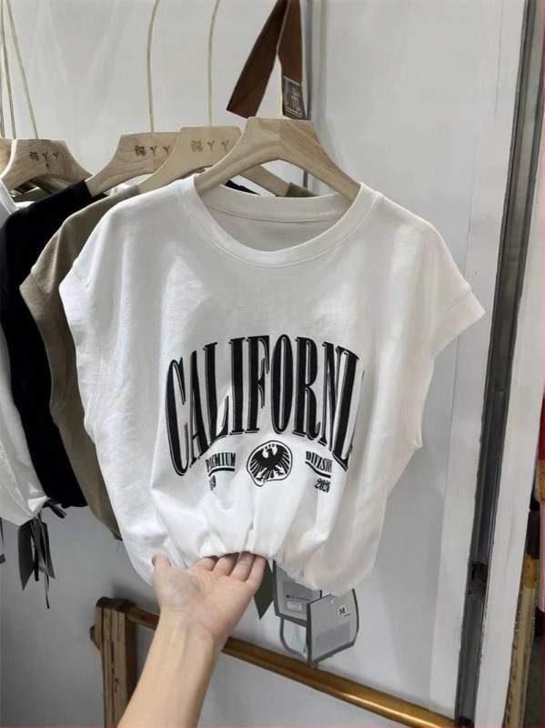 Női ujjatlan betűmintás T-shirt, rövid derekú, laza szabás, kerek nyakú, nyári felső