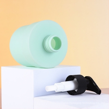 HDPE puha érintésű pumpás üvegek, 200 ml és 300 ml – samponhoz, kézfertőtlenítőhöz és újratölthető üvegek