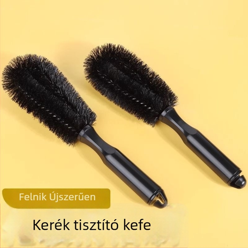 Kis fekete körkörös fejű kerékagy- és gumi tisztító ecset autóhoz