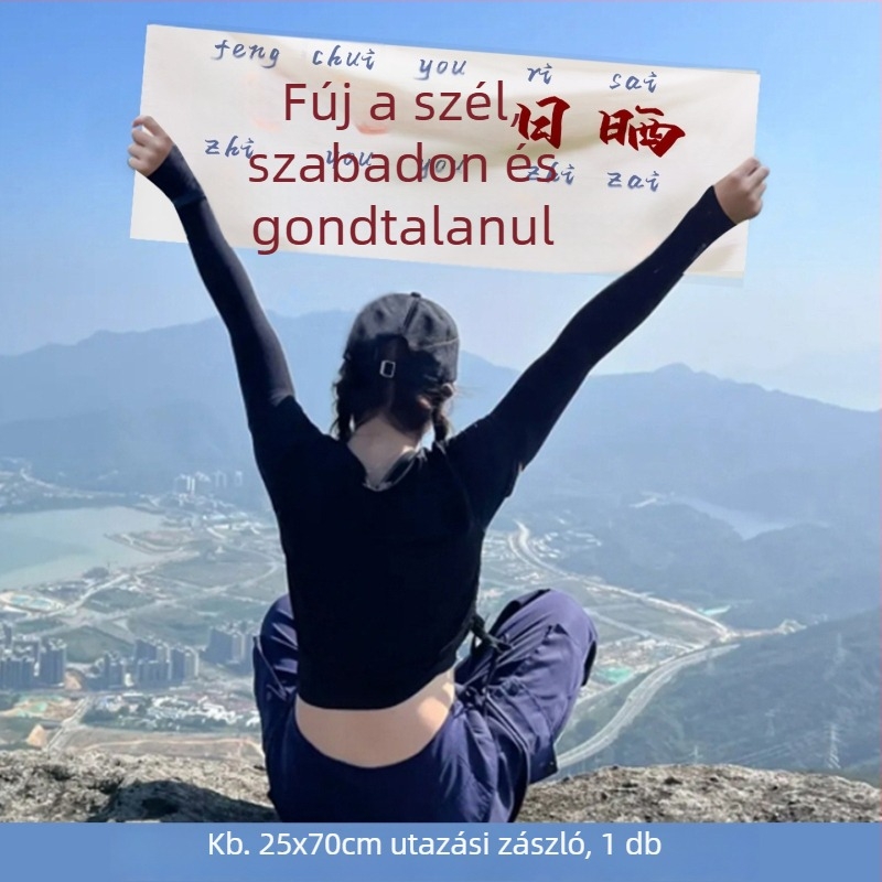 Kültéri kempinghez készült, kézben tartott kis zászló — trendi, hangulatos fotórekvizit utazásokhoz, csapatépítéshez, túrákhoz és tengerparti fotózáshoz