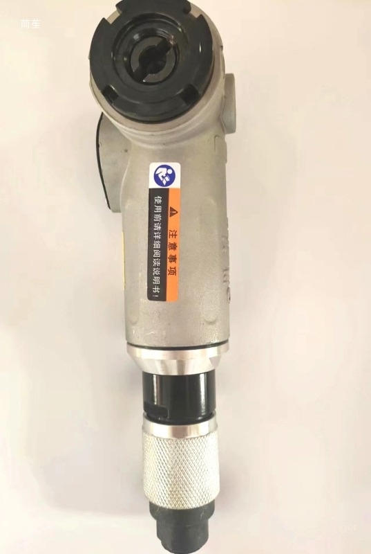 Xingzhou 125 mm-es pneumatikus ferde csiszoló, 90°, hajóacél szerkezetekhez