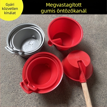 Hosszú nyelű műanyag öntözőkanál a növények öntözéséhez