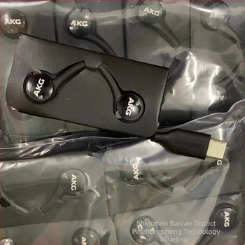 USB-C AKG fülhallgató, in-ear kivitelben, Samsung Note10/S20-hoz, beépített mikrofonnal és vezérlővel, erőteljes basszus
