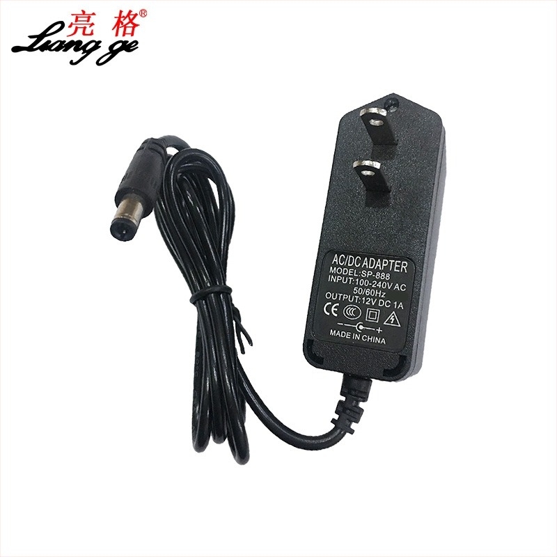 12V 1A tápegység felügyeleti kamerához LED-del, bemenet 220V AC, kimenet 12V DC 1A
