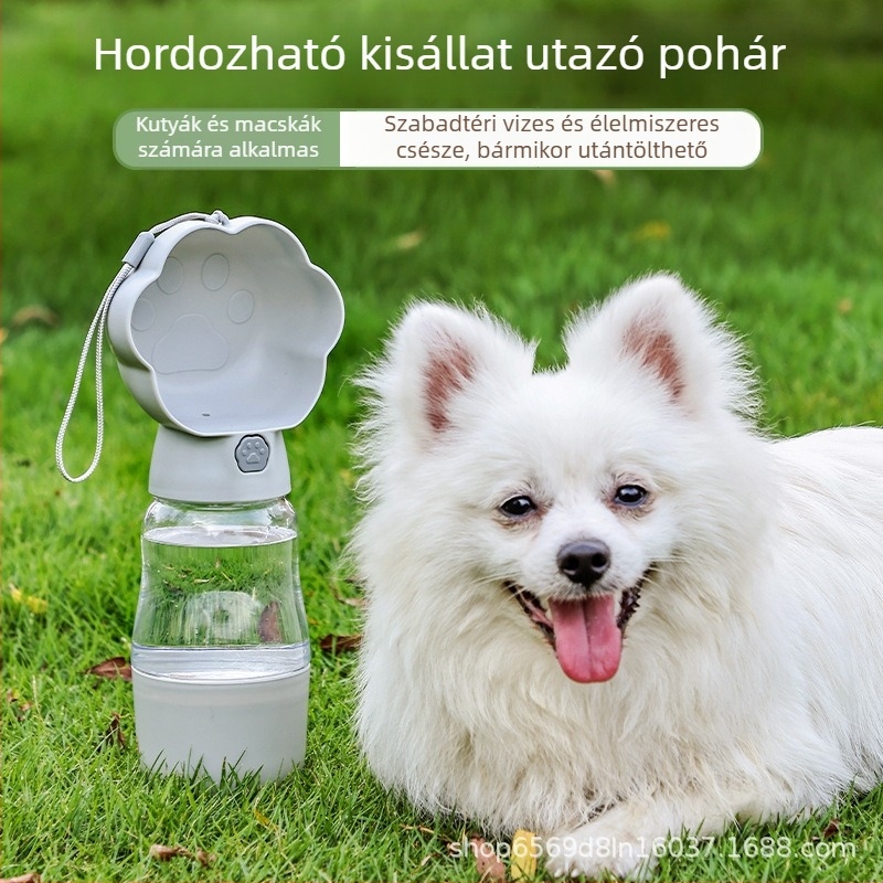 Hordozható kutyaivó pohár kültéri használatra — kis testű kutyák számára