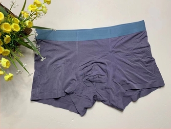 Férfi modal boxeralsó, középmagasságú derekú, színes blokkos minta, 10 darabos dobozos csomagolás