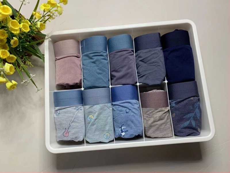 Férfi modal boxeralsó, középmagasságú derekú, színes blokkos minta, 10 darabos dobozos csomagolás
