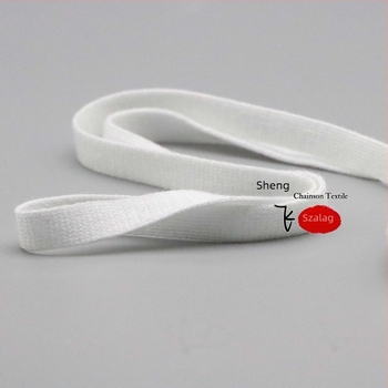 Merceriszált pamut kötött övcsík, rugalmas, 1–4 cm szélesség, fekete-fehér.