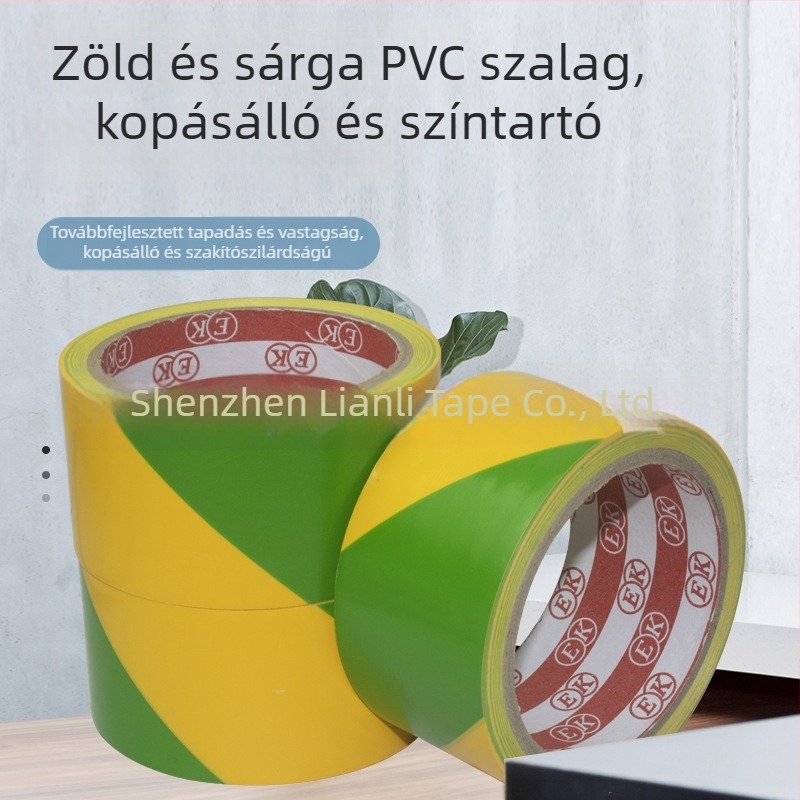 Zöld-sárga padlószalag figyelmeztető és sávjelző célokra, magas tapadású, vízálló, 4 cm széles, 18 m hosszú, PVC.