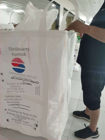 Kvarc homok tonzsák, vízálló, nedvességálló és szivárgásmentes, négyszögletes szövött zsák, egyedi gyártás