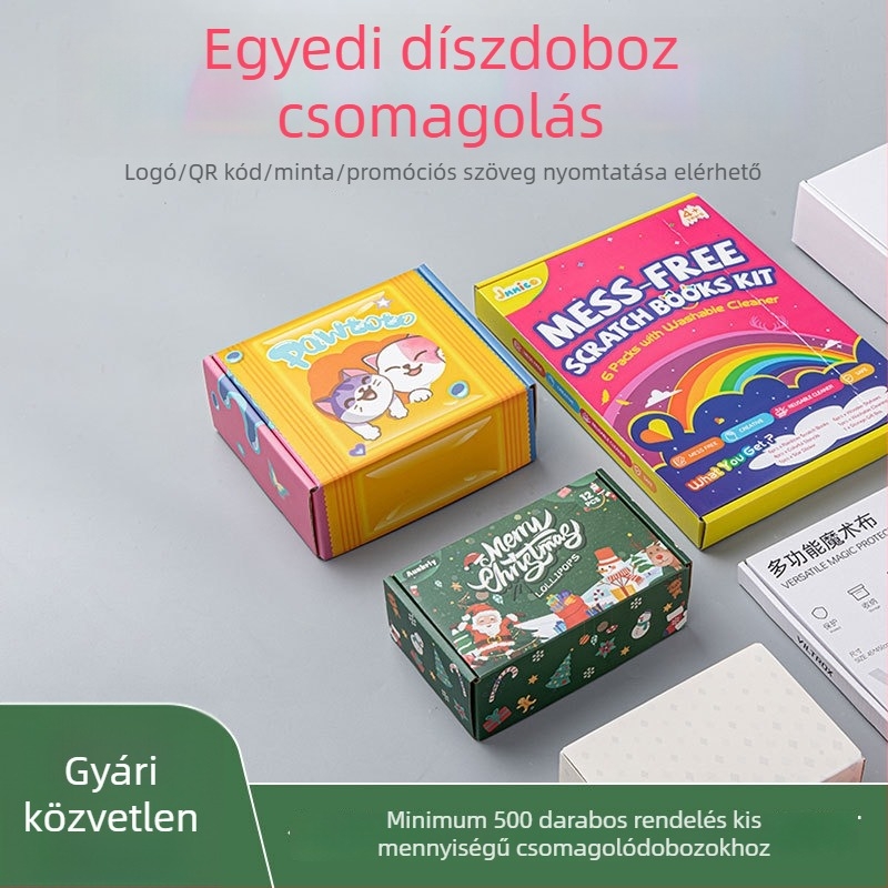 Személyre szabott logóval nyomtatott színes doboz kraft kartonból — karácsonyi ajándékhoz