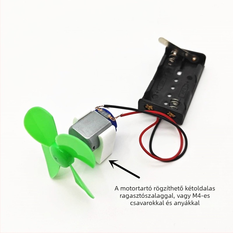 Tudományos kísérletekhez készült mini motoros hajó elektromos motorral és kis propellerrel, kézzel készített 1:30-s hajómodell