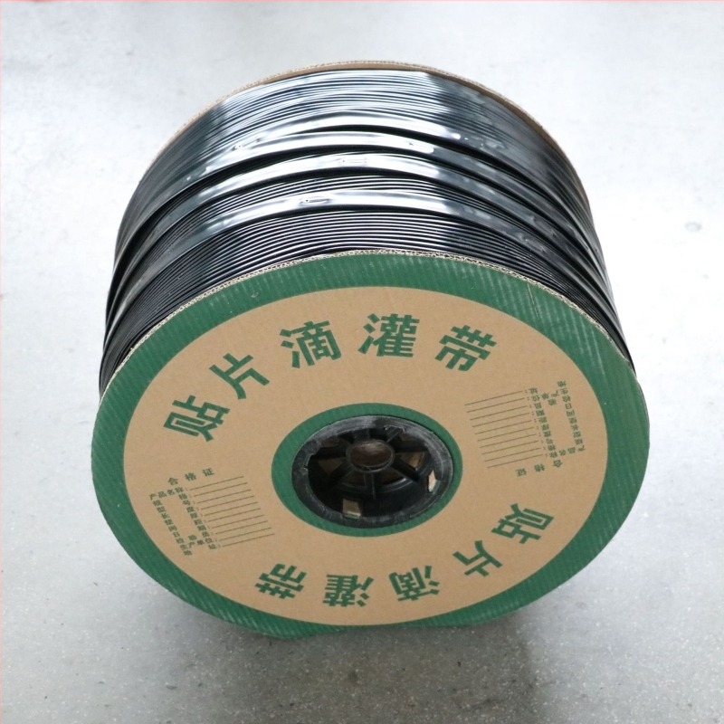 Zhixuan 16 mm-es patch típusú csepegtető öntözőcső, egylyukú és kettős szabályozású, üvegházi zöldségekhez