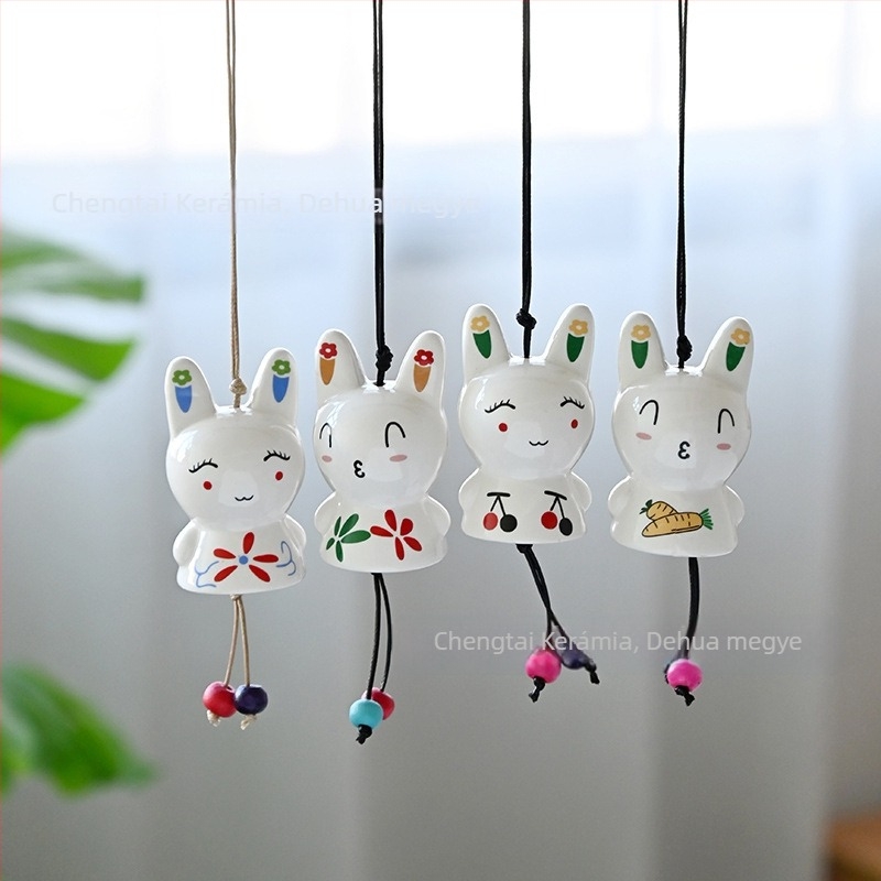 Aranyos nyúl szélcsengő, japán kerámia harangfüggő, zodiákus nyúl dísz, utazási szuvenír
