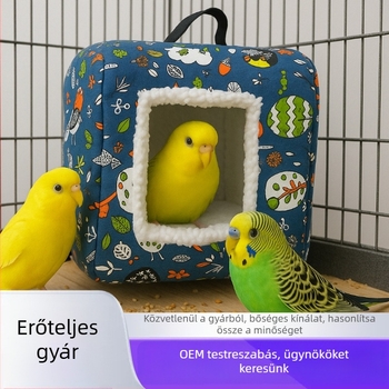 Meleg fleece-bevonatú kisállathám: hörcsögök, törpenyuszik, gerbil és papagáj számára; háromszög alakú, a ketrecbe akasztható; minden évszakban használható.