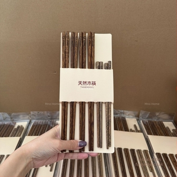 Mino családi természetes fa chopsticks – Panda motívum, retro stílus, 5 pár, otthoni használat, modell 2025