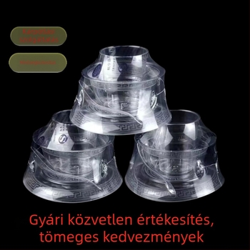 Egyszer használható négy darabos étkészlet kristálytiszta tálakkal, tányérokkal, poharakkal és kanalakkal; átlátszó, egyedi csomagolású, élelmiszerbiztonsági minőség.