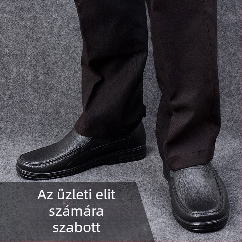 PVC férfi vízálló esőcipő, alacsony kivágású slip-on, tavasz–ősz viselet, csúszásmentes talp
