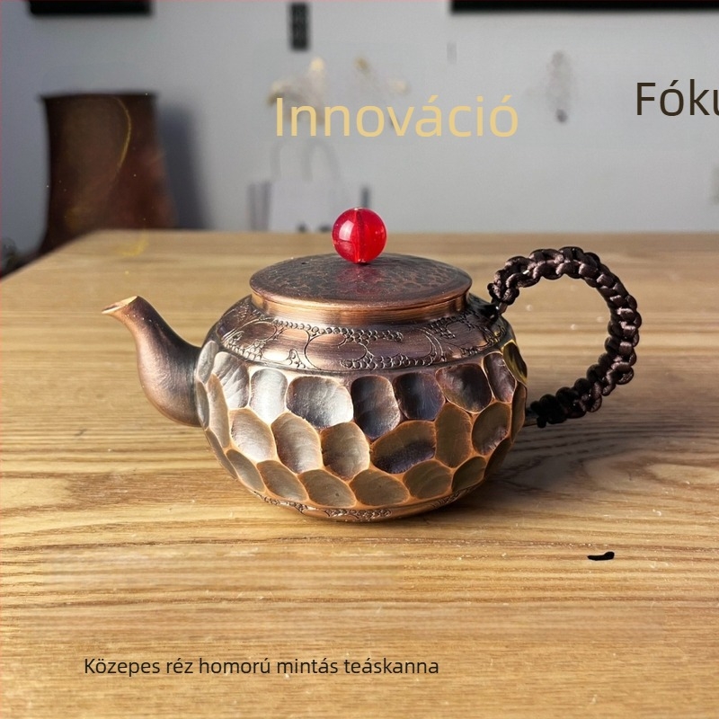Kézzel gravírozott lila réz teáskanna, retró kínai kung-fu stílus