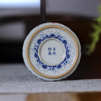 Jingdezhen antik stílusú teaalátét fedővel és pohárfogóval, Zhong Kui védő talizmán a teaceremóniához, kör alakú, nyitható dizájn