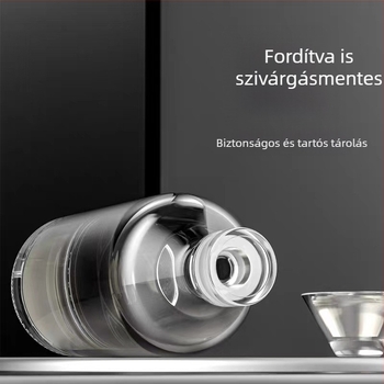 Gyümölcsborinfúzióhoz tervezett vastag falú zárható üveg, 500 ml, minimalistikus luxus dizájn