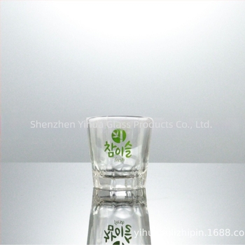 65 ml koreai stílusú soju pohár, fogantyú nélkül, fedél nélkül, logó nyomtatás elérhető, matt felület, csiszolt felület
