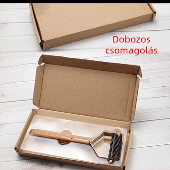 Állatgondozó fésű fa fogantyúval és rozsdamentes acél pengével, csomók kibogozása és szőrzet eltávolítása kutyáknak és macskáknak, slicker kefével együtt