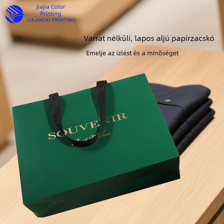 Luxus ruházati bolt számára sík papírzacskó logóval és nyomtatott emblémával, testreszabható nagykereskedelem.