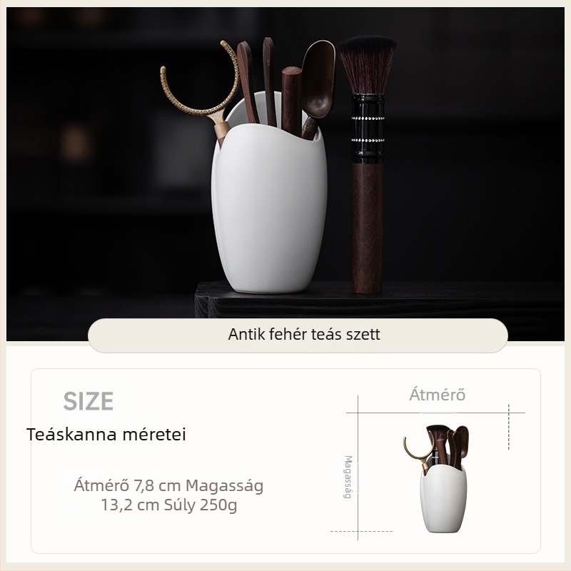 Hat úriemberes teaceremónia-készlet: teafőző eszközök, teás tű, teás csipesz és teás kés.