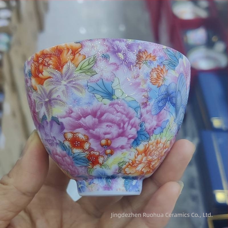 Jingdezhen kerámia teáscsésze harang motívummal, nagy kapacitású, pasztell zománc bevonattal